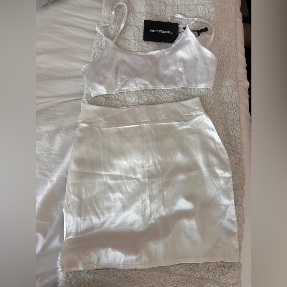 Pretty little thing two piece white set
